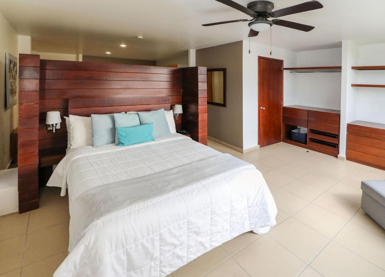 Zimmer Suites อากวสคาเลียนเทส ภายนอก รูปภาพ